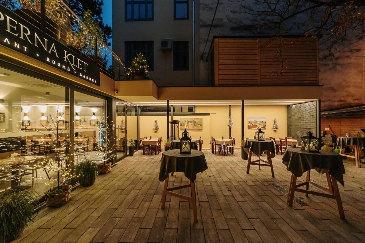 Operna Klet Ljubljana Hotel Bagian luar foto